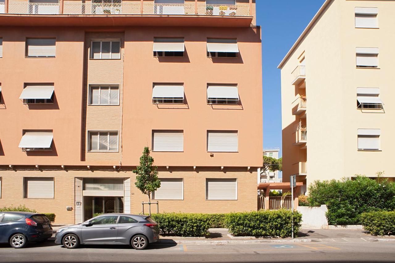 Suite Attico In Centro - Parcheggio Gratuito Livorno Exterior photo